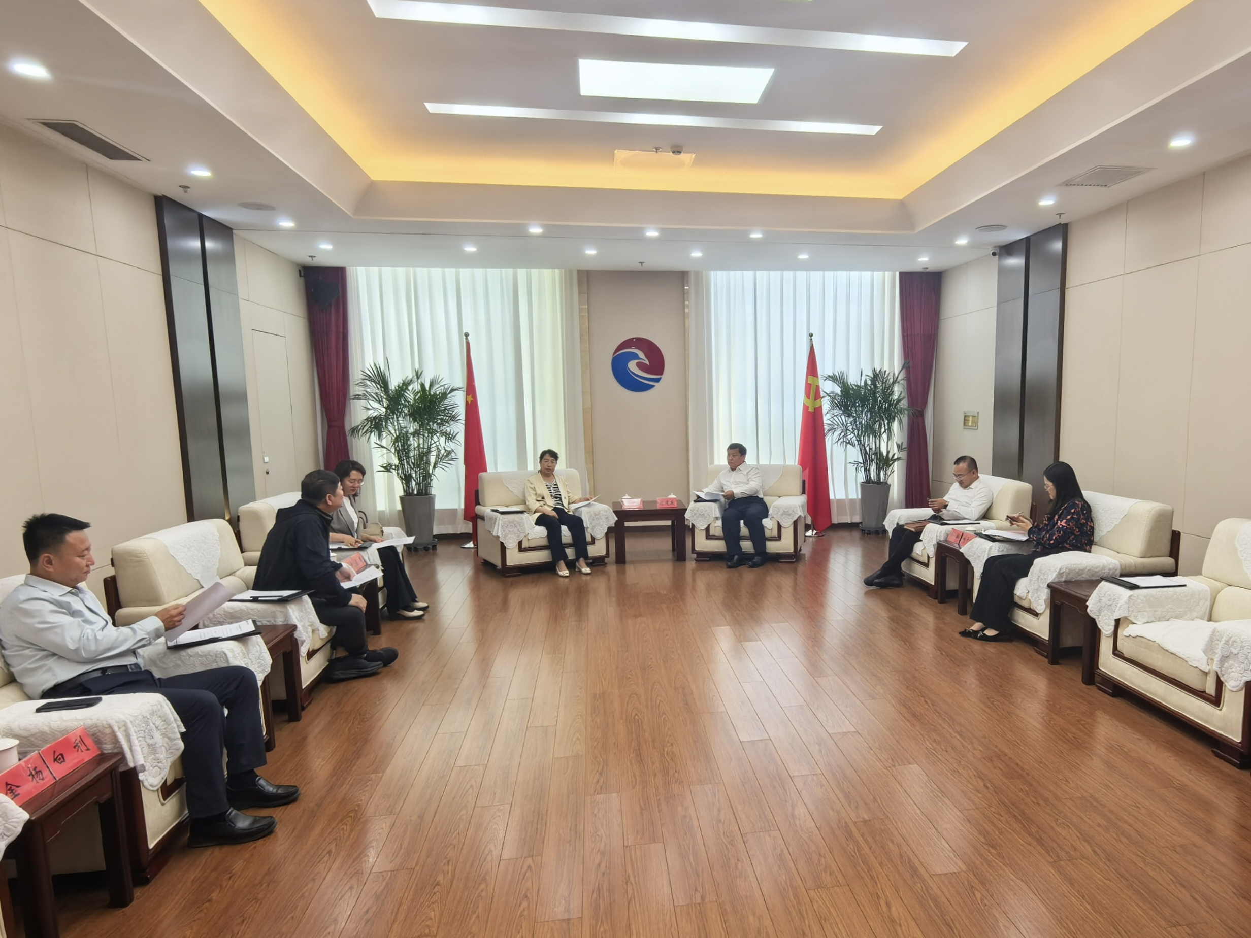 李英带队赴内蒙古交通投资集团对接座谈